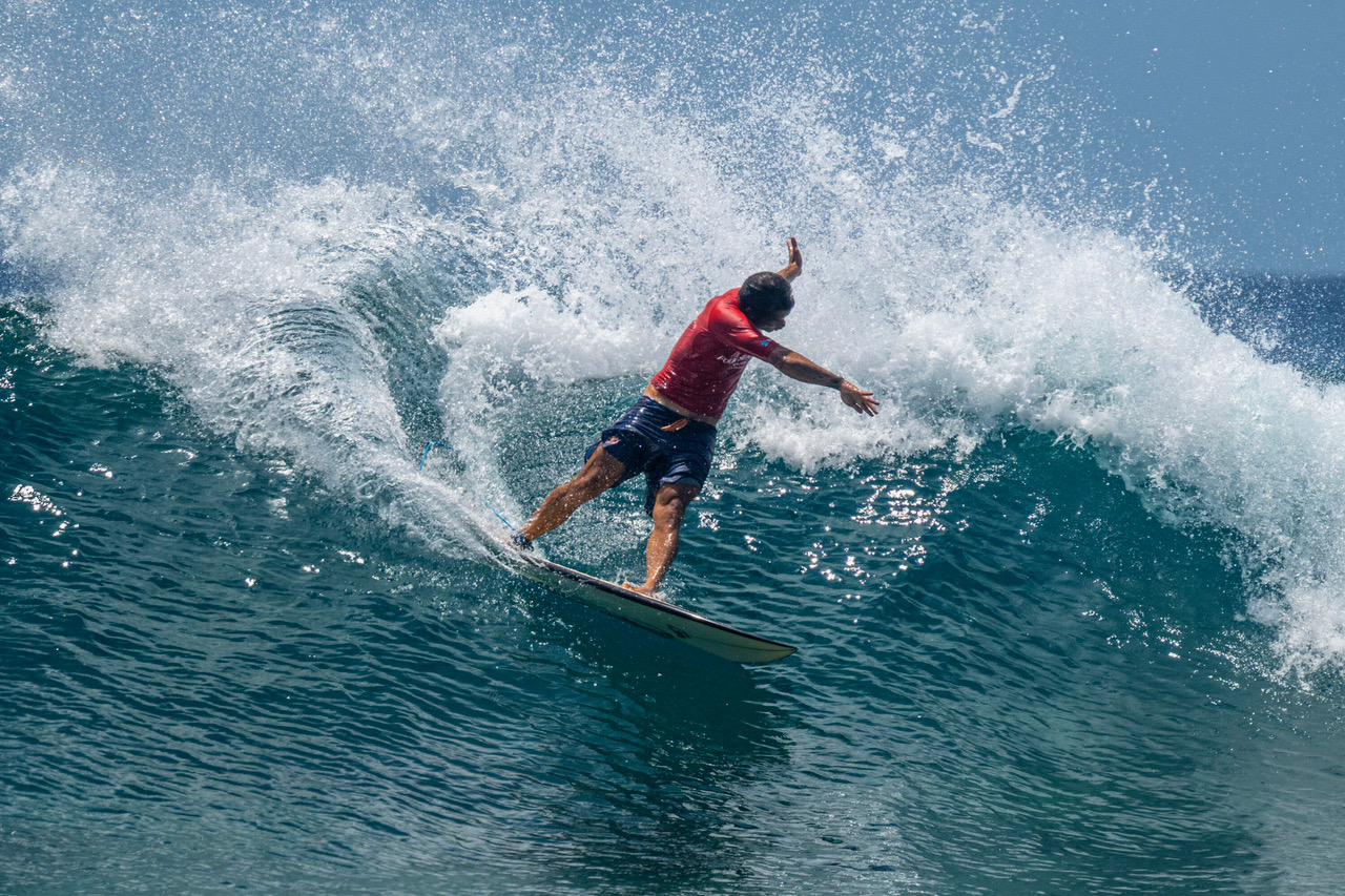 Surfing Champions Trophy image 5